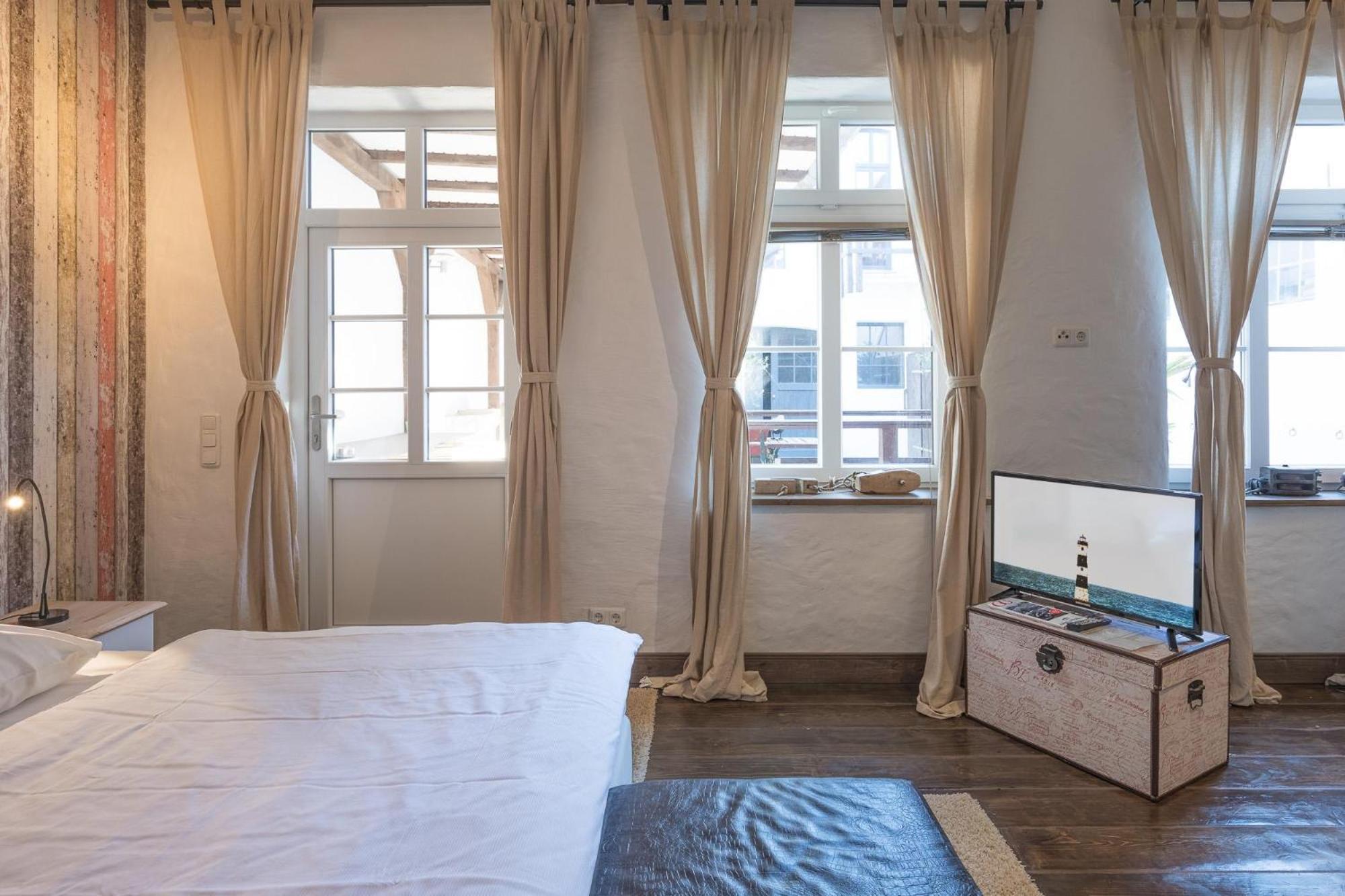 Lodge Am Oxenweg - Zimmer 4 Χούζουμ Εξωτερικό φωτογραφία