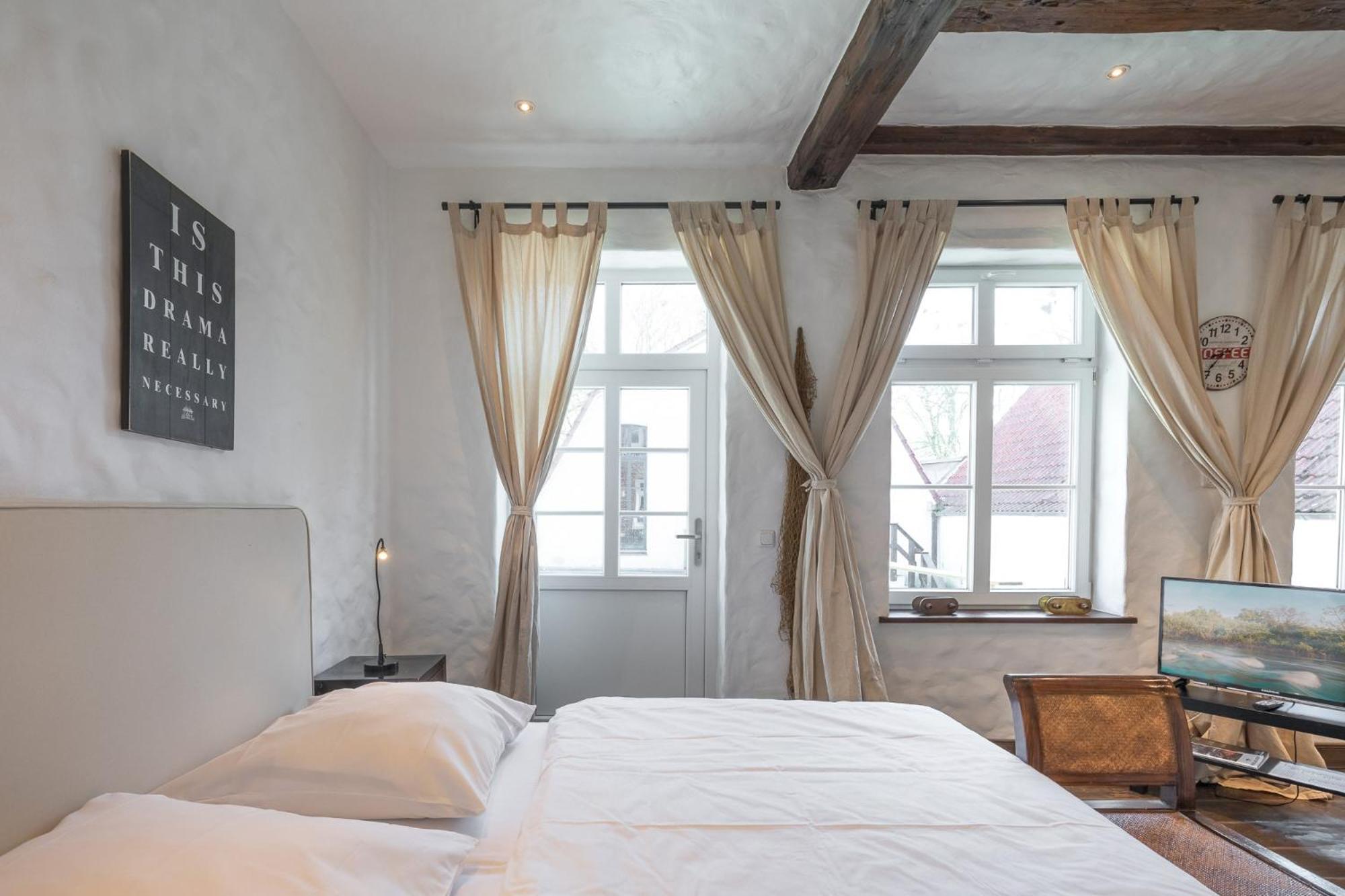 Lodge Am Oxenweg - Zimmer 4 Χούζουμ Εξωτερικό φωτογραφία
